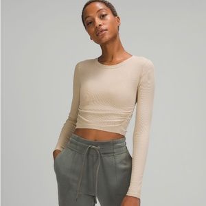 NWT Lululemon Tight to Body Ruched Long Sleeve Trench